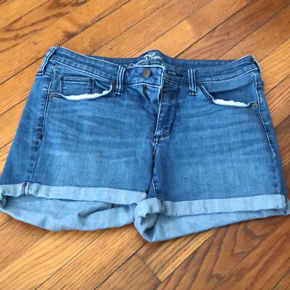 Universal Thread Jean shorts